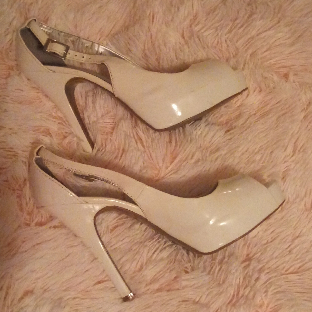 Worthington White Faux Patent Leather Peep-Toe Platforms